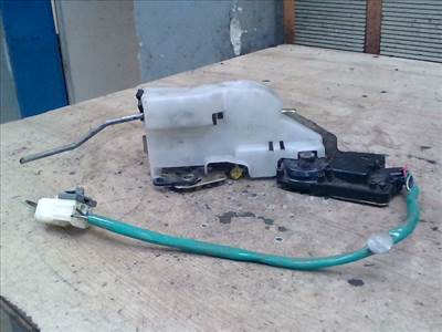 MAZDA Demio 2000- Bal első ajtó zárszerkezet központi záras