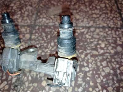 Toyota Carina E Porlasztó (1 db) *151995*