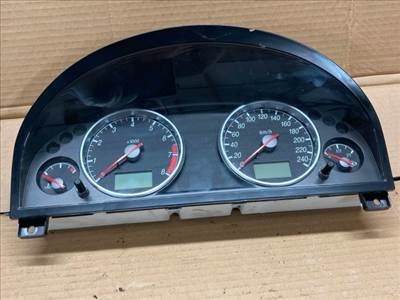 Ford Mondeo Mk3 kilométeróra 1s7f10841