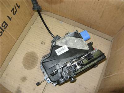 Volkswagen Touran I facelift, Skoda Octavia II jobb hátsó ajtózár eladó 7l0839016d