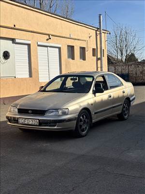 Toyota Carina E bontott alkatrészei