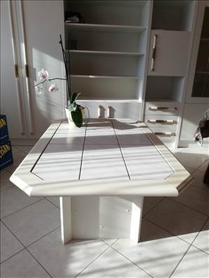  Dohányzóasztal eladó