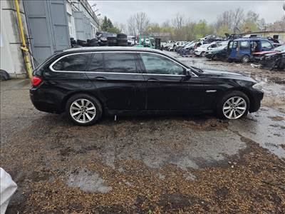 BMW 520d Touring sárvédő 