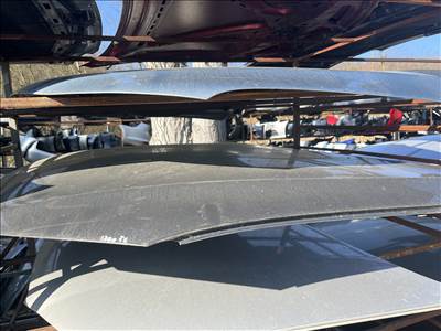 Volkswagen Passat B7 Motorháztető LI7F 