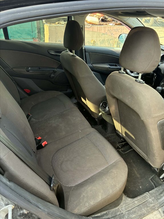 Fiat Bravo bontott alkatrészei 5. kép
