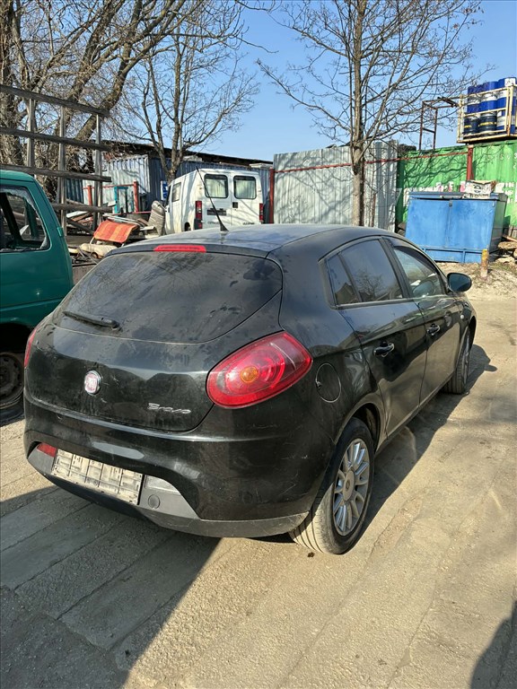 Fiat Bravo bontott alkatrészei 3. kép