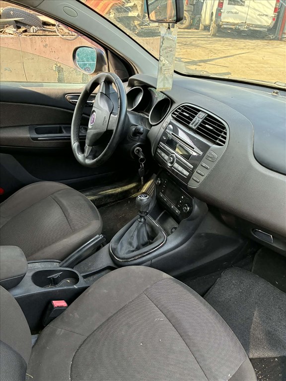 Fiat Bravo bontott alkatrészei 4. kép