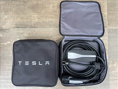 TESLA UMC2 gyári Type 2 230V otthoni konnektoros töltőkábel/EVSE ELADó!