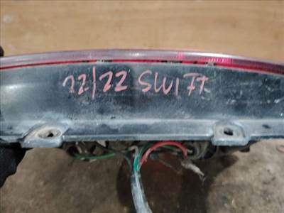 Suzuki Swift II Bal Hátsó Lámpa *141833*