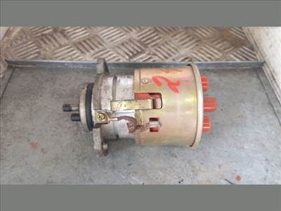 Volkswagen Vento Gyújtáselosztó *135082*