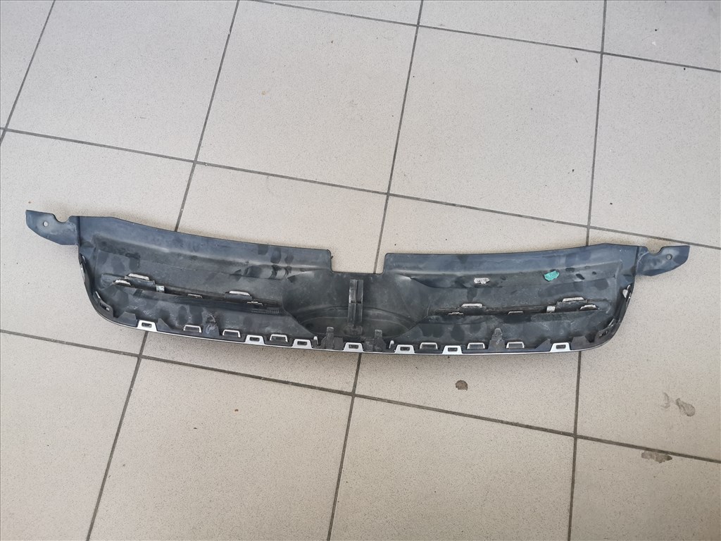 Ford C-Max Mk2 2.0 TDCi Hűtőrács  3. kép