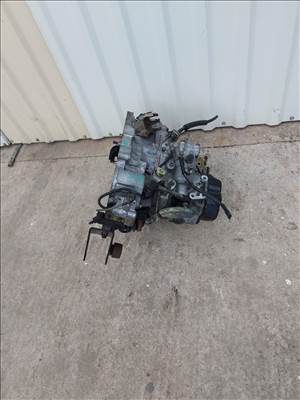 Toyota RAV4 (XA20) 2.0 D-4D 4x4 Váltó 3825