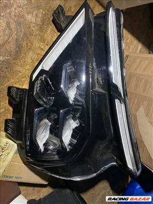 Citroën C4 III bal fényszóró  9830649480