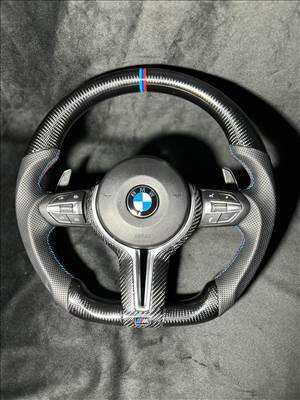 BMW 3 E90 E91 E92 F20 F21 F30 F31 X1 X2 X3 X4 X5 Kompatibilis Új Kormány