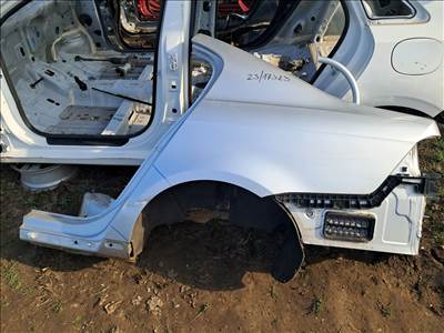 VOLKSWAGEN PASSAT B7 SEDAN Bal hátsó sárvédő negyed 