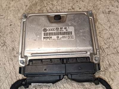 Skoda Superb I Motorvezérlő *144426* 0281011444 8e0907401t