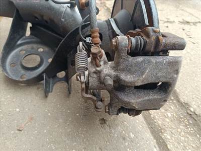 Toyota Auris (E150) Jobb hátsó Féknyereg Munkahengerrel