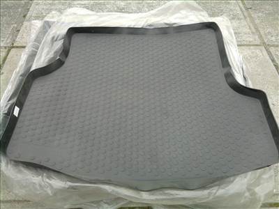 Volkswagen Passat B6 csomagtér tálca