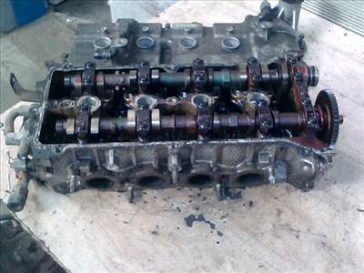 MAZDA 3 03.10-06.06 Hengerfej. benzines