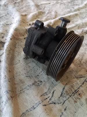 2003 Skoda Octavia  1.9 sdi szervószivattyú 