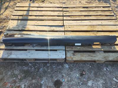 BMW 3-as sorozat E92 bal első küszöb burkolat  7227986