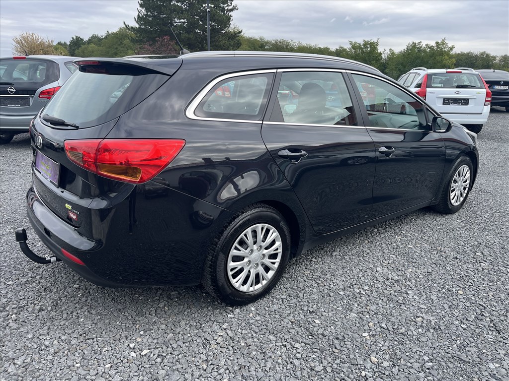 Eladó Kia Cee'd sw 1.6 CRDi 90 (1582 cm³, 90 PS) 4. kép
