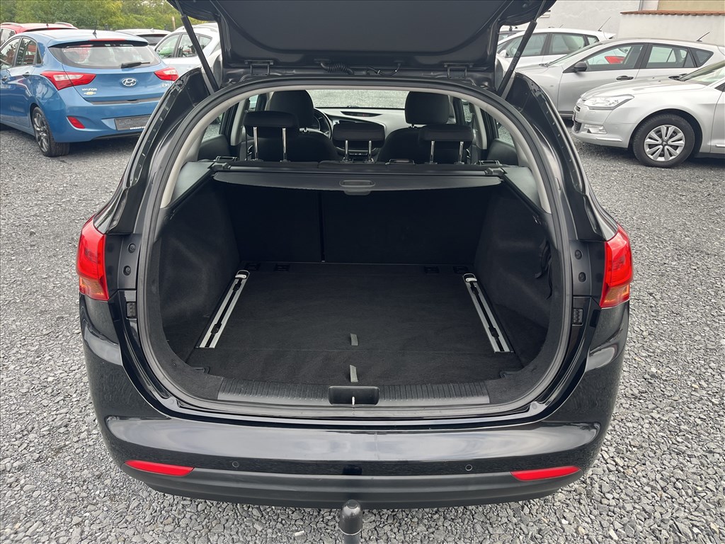 Eladó Kia Cee'd sw 1.6 CRDi 90 (1582 cm³, 90 PS) 11. kép