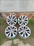  5x114.3 lyukosztású 17" Toyota (gyári felni) alufelni