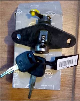 Nissan Almera II Csomagtartó zár 90600bm625