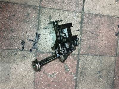 Renault Kangoo I Olajszivattyú *151723*