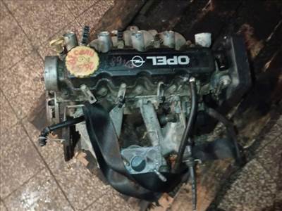 Opel Astra F Motor (Fűzött blokk hengerfejjel) *154820* x14nz