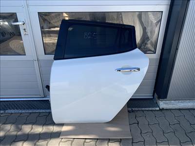 Nissan Leaf bal hátsó ajtó