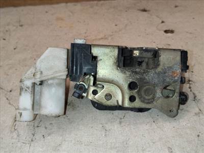 Fiat Punto I Bal hátsó Ajtózár *151604*