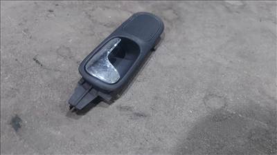 Audi A3 8L 97- Jobb oldali első ajtó belső nyitó kilincs kar 8909
