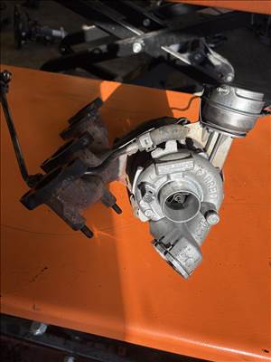 Volkswagen Golf V, Volkswagen Touran I 2.0 pd 8v BMM turbó 