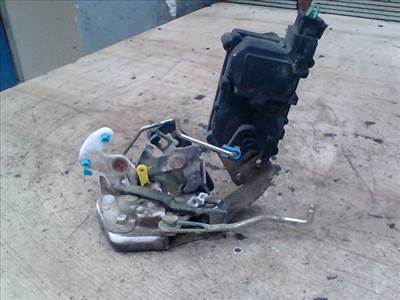 HYUNDAI ACCENT 97-00 Jobb hátsó ajtó zárszerkezet központi záras