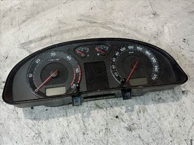 Skoda Superb I Kilométeróra *143406* 3u0920841a