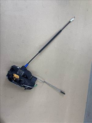 Opel Astra J Bal első ajtózár tn3046 13579522