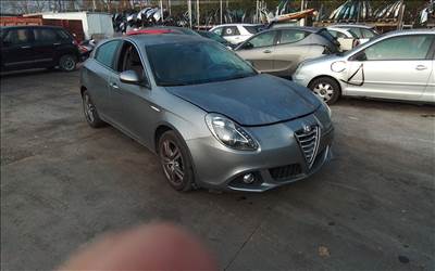 Alfa Romeo Giulietta bontott alkatrészei