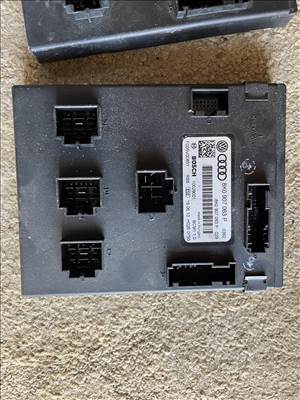 Audi A4 (B8), Audi A5 (B8 - 8T) Komfort modul 8K0 907 063 P