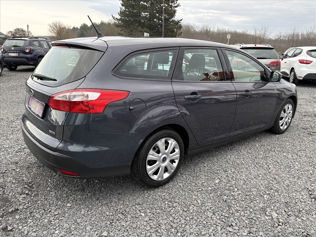 Eladó Ford Focus Turnier 1.6 TDCi (1560 cm³, 95 PS) 4. kép