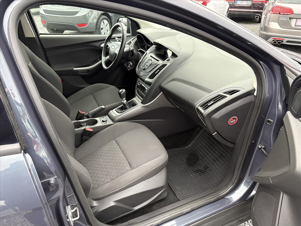 Eladó Ford Focus Turnier 1.6 TDCi (1560 cm³, 95 PS) 7. kép
