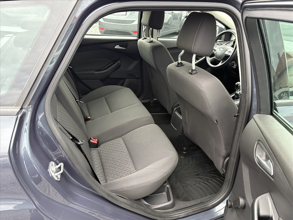 Eladó Ford Focus Turnier 1.6 TDCi (1560 cm³, 95 PS) 8. kép