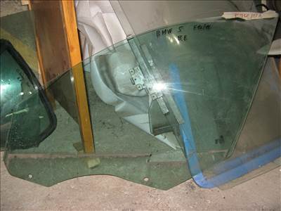 BMW 5-ös sorozat F10/F11 Bal első ajtó üveg 