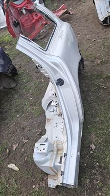 Volvo V70 D4 Bal.hátsó negyed