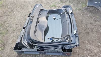 Volvo V40 D4 csomagtérajtó 