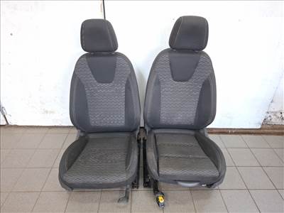 Opel Astra K kombi ülés
