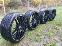  Mercedes Gyári 5x112 lyukosztású 20" újszerű alufelni, rajta 255/30 újszerű Rotolla nyári gumi
