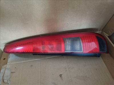 Ford Fusion hátsó lámpa  2n1113a602b