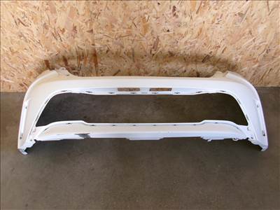 TOYOTA COROLLA ferdehátú hátsó lökhárító héj 2018-